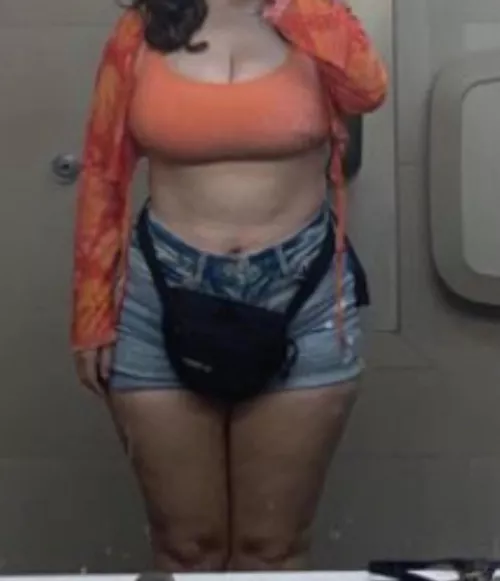 Ik they ain’t got bigger tits than my gf either 🫠