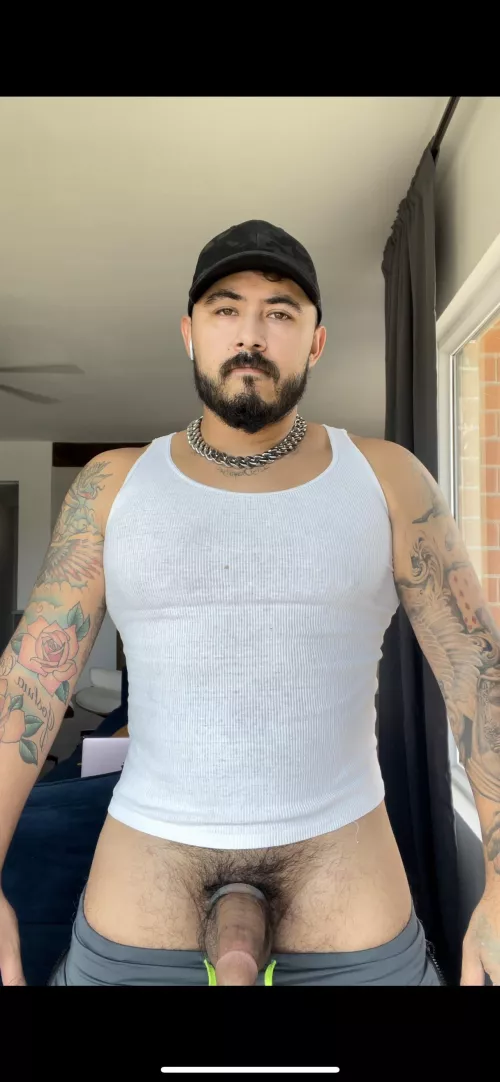 I’m so horny for hole