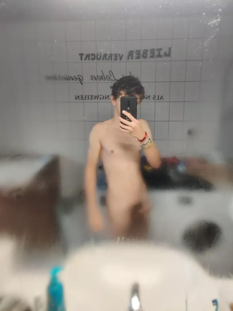 Oh if only the Mirror wouldn't be so wet😘 What do you think?