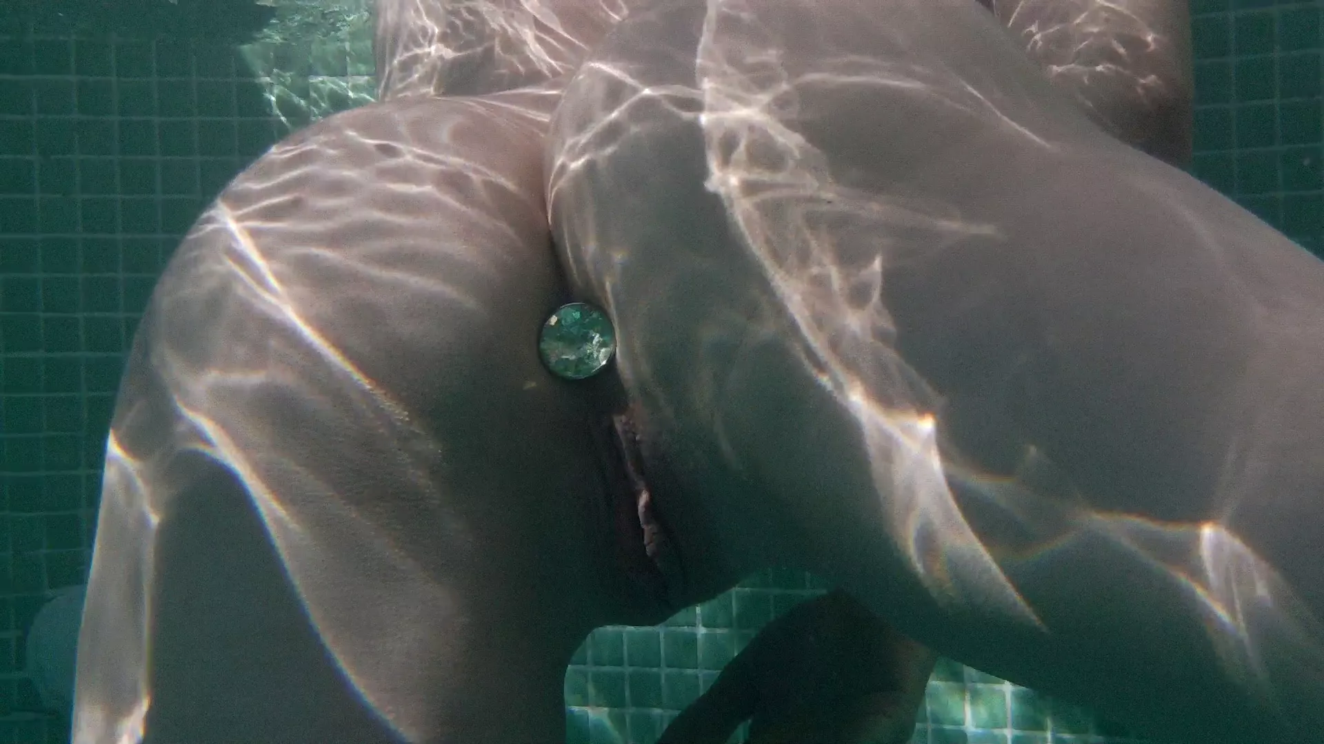 This is for my big labia lovers and a little bit for the butt plug fans