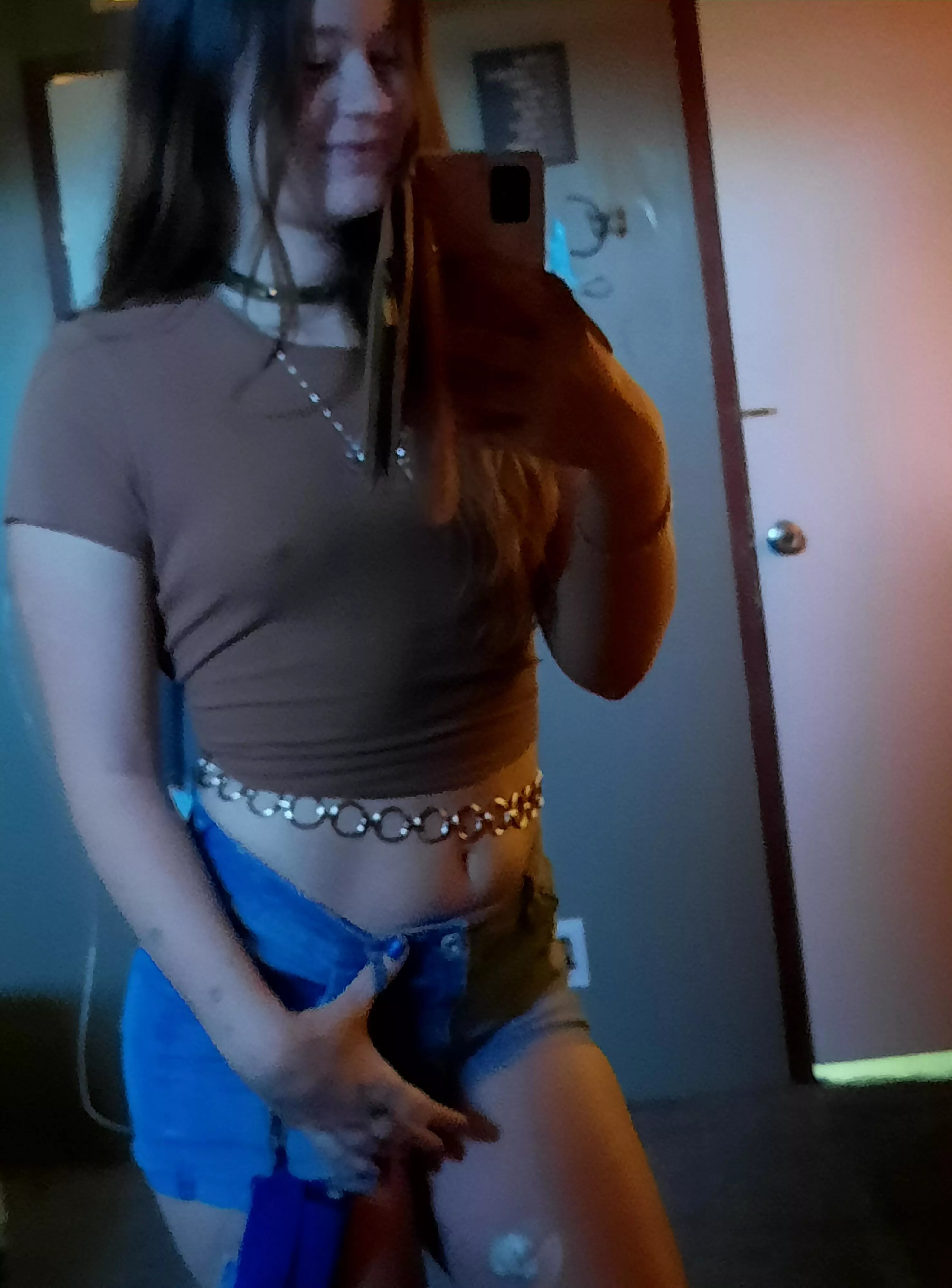 [F]irst time posting here. Hi 👋🏻