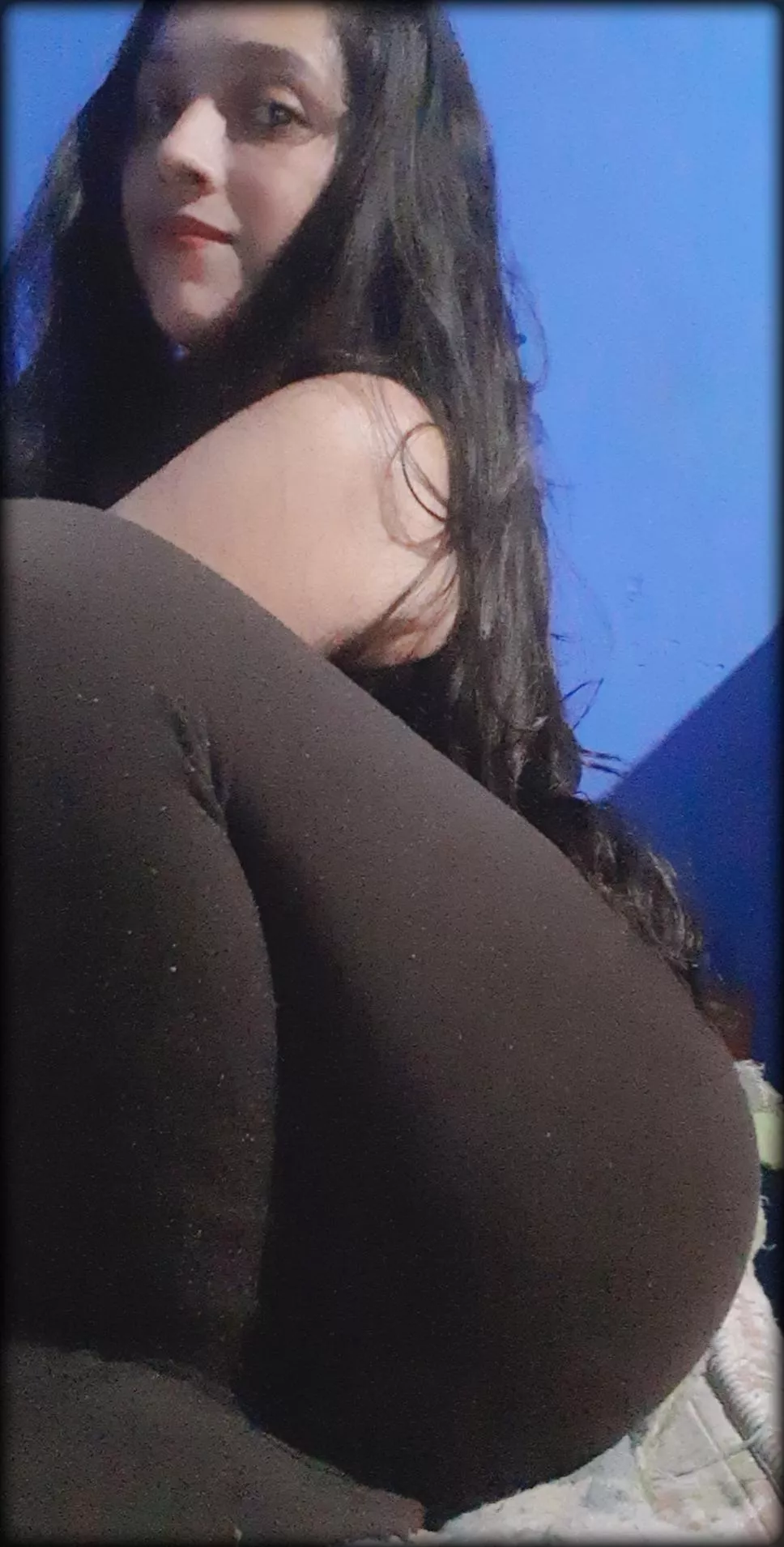 free subscription and lots of content 🔥💌