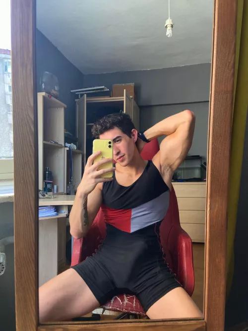 Hey guys❤️ wanna chat ? Follow me than write plz😇