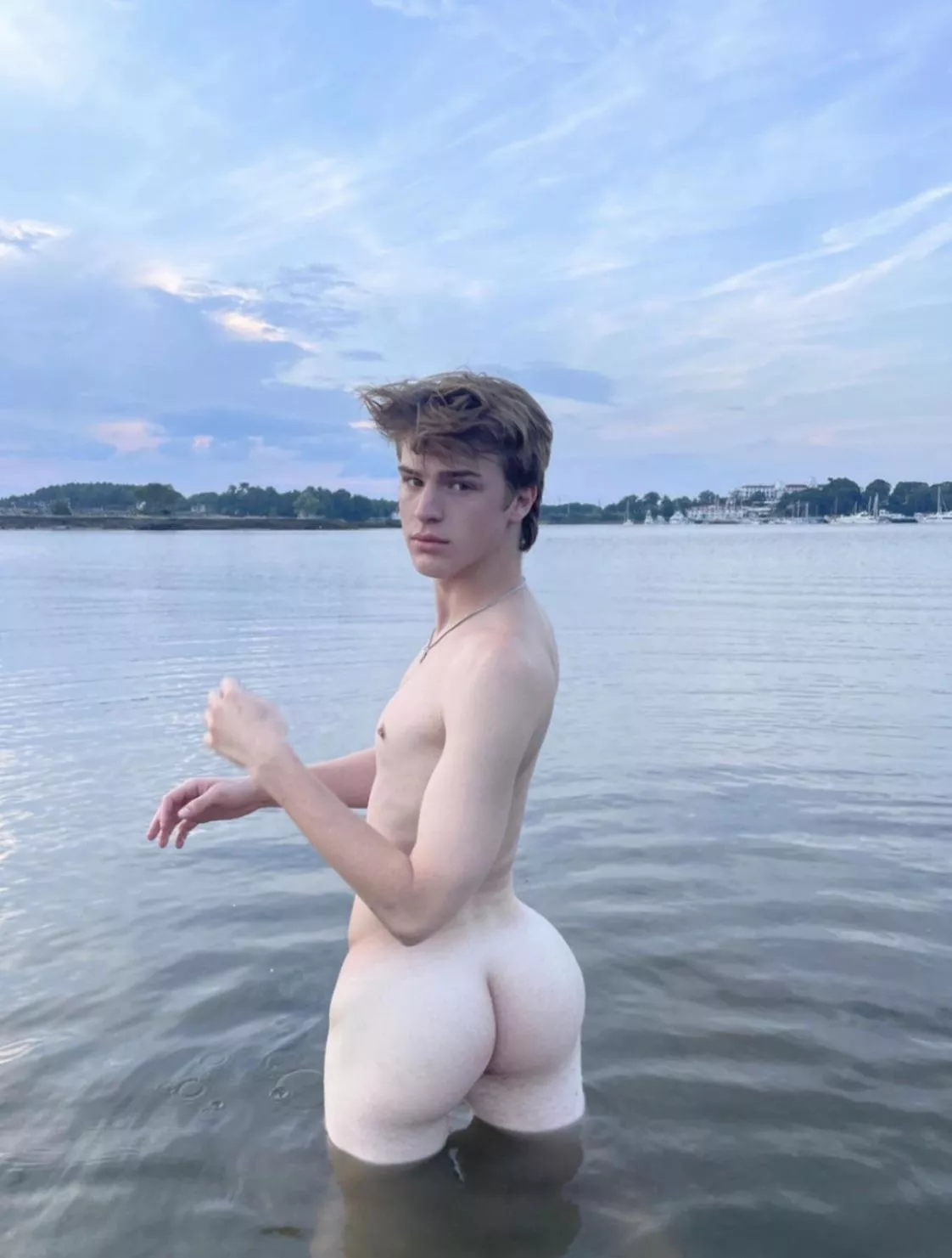 I need my tight hole pounded I need my tight hole pounded