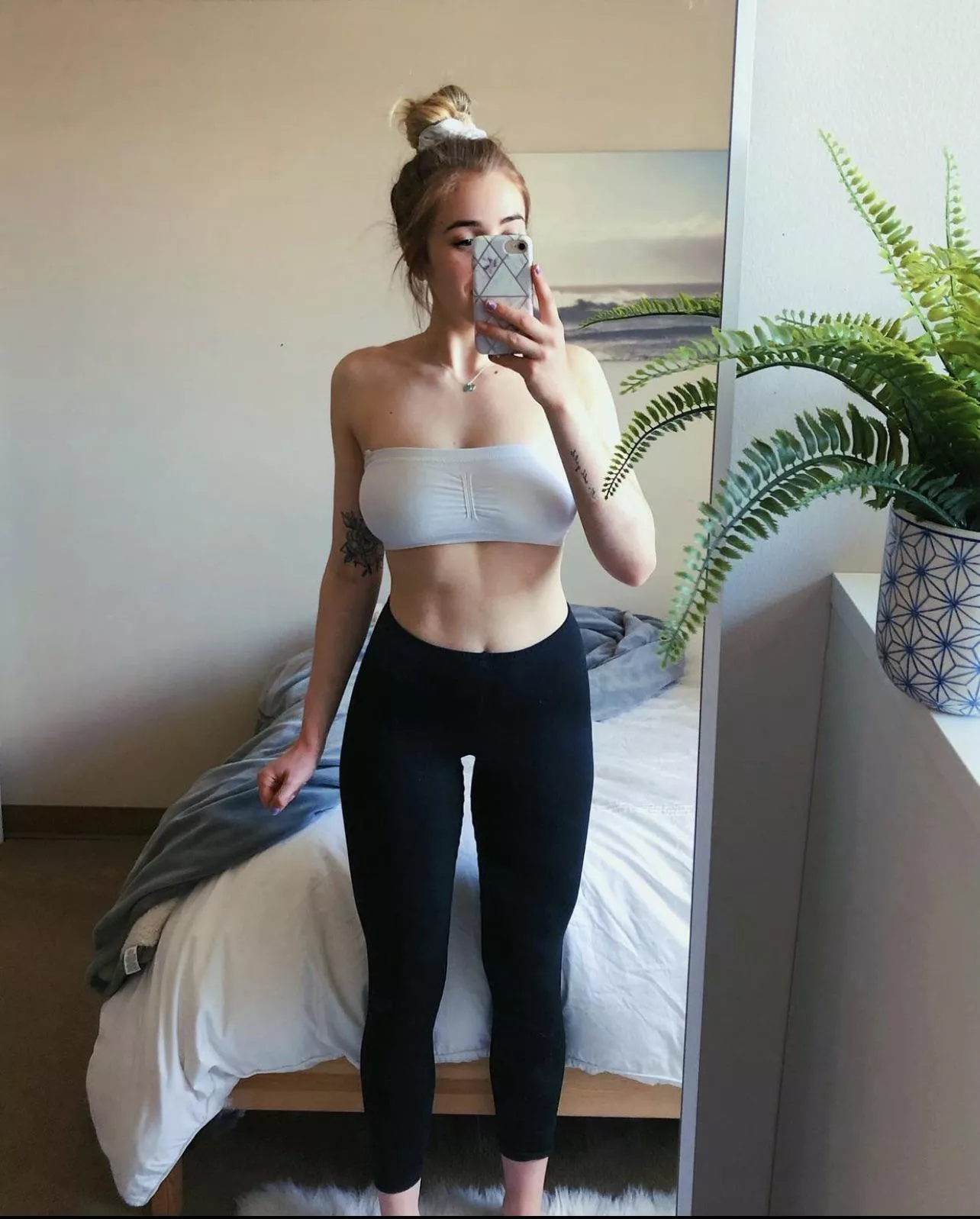 Looking for someone to cock trib my irls! DM me 😜