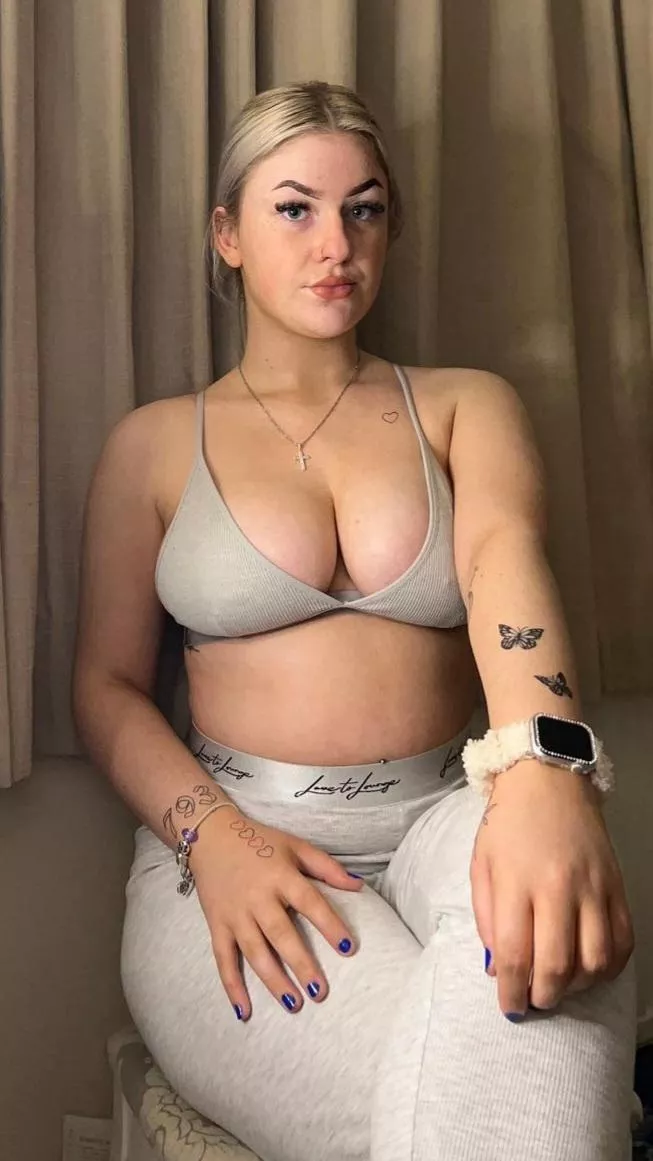 my teen babymama 😁