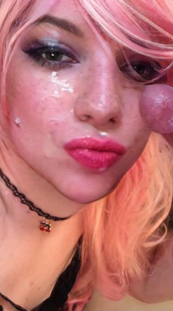 Say hi if you want sissies to send you their favorite pics.