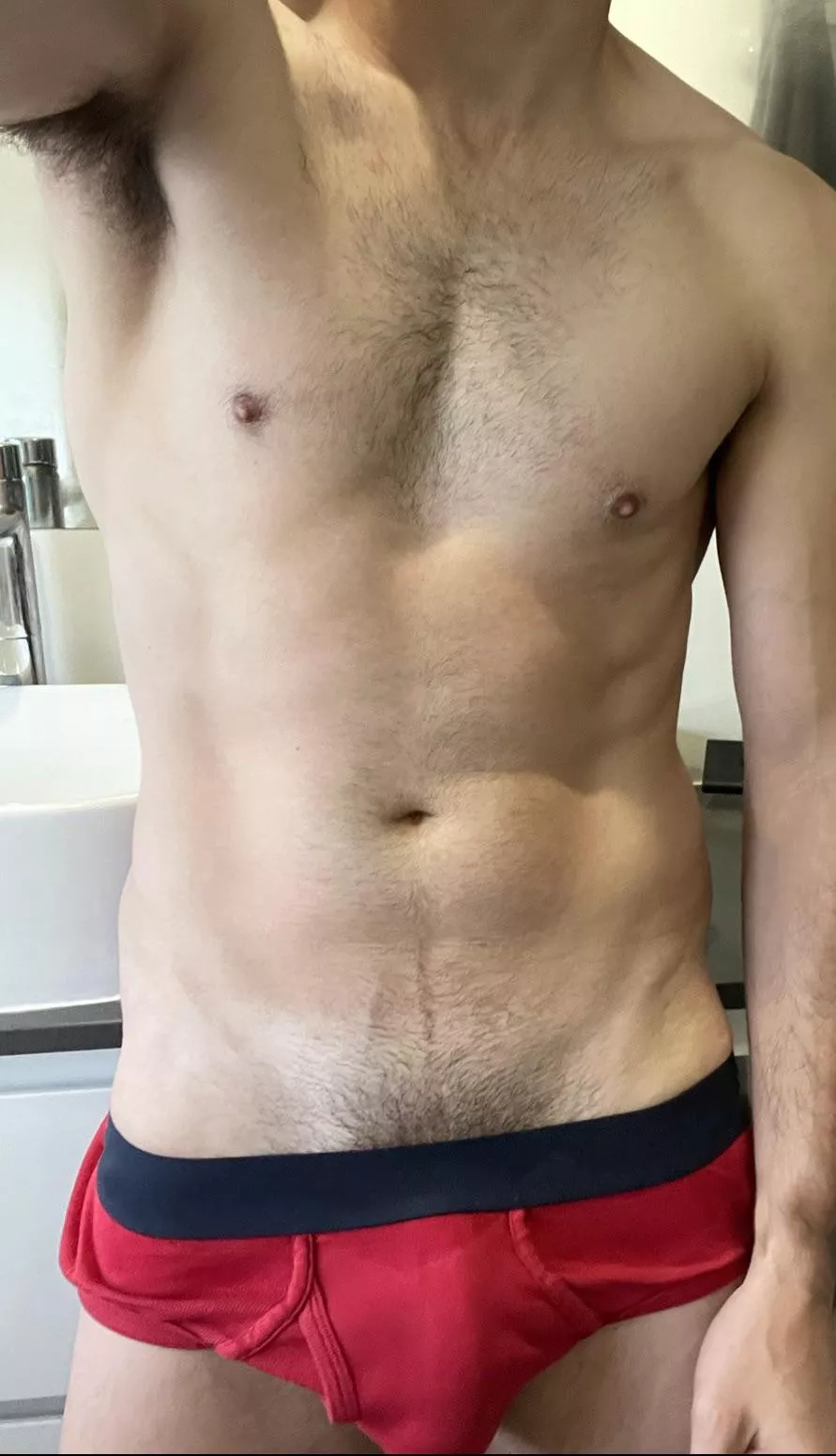 Sweaty 🥵 Sweaty 🥵