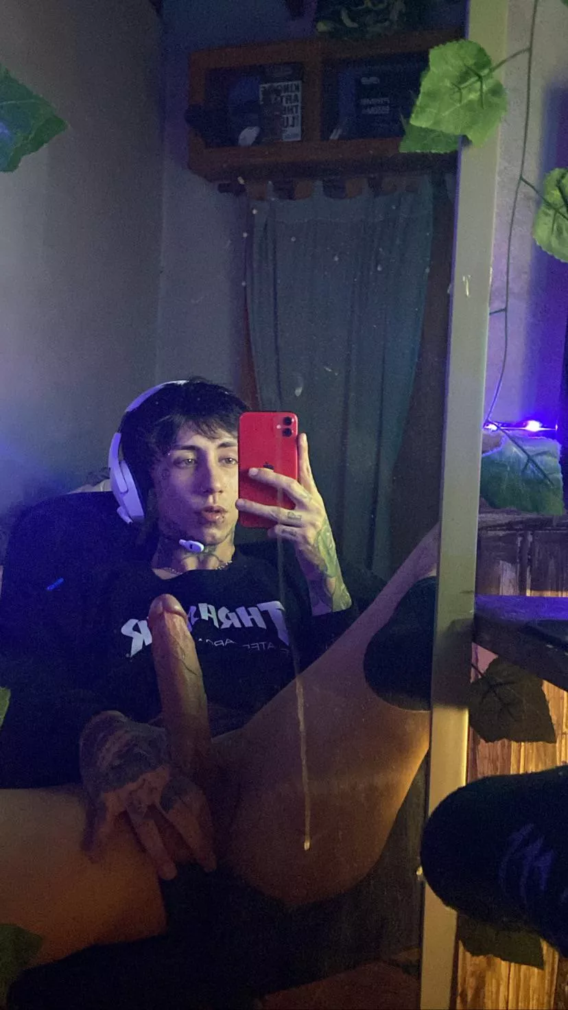 [20] Im new and I’m drunk, so wanna join me ?