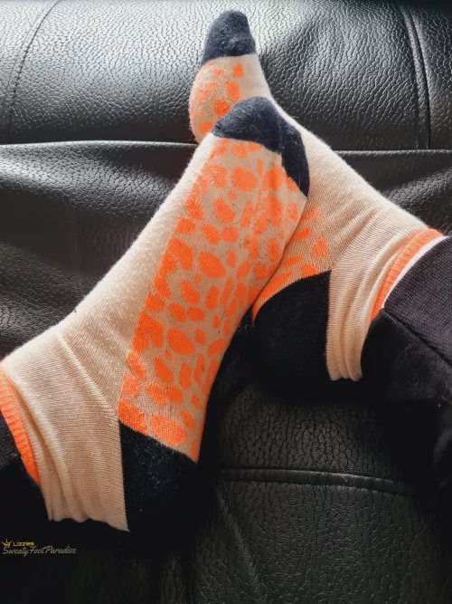 Feet worthy of pampering 🔥🥵 (Selling)