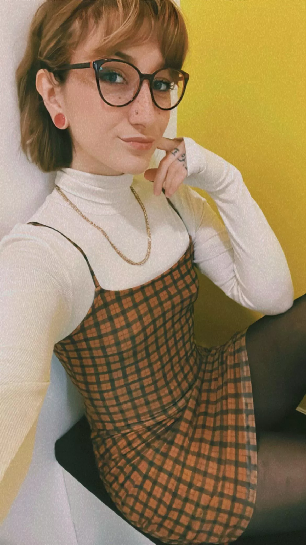 good morning, hope your Monday isn’t too shitty! 🤭