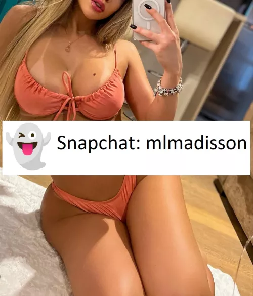 Hello , Daddy can we have some fun this moment more often ? 😚