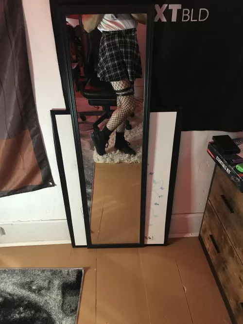 If you’re sorting by new my question for you Is what’s your favorite band?