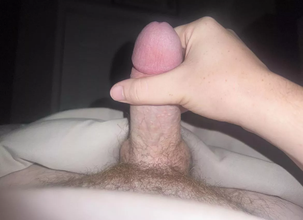 I’m so horny. DM me