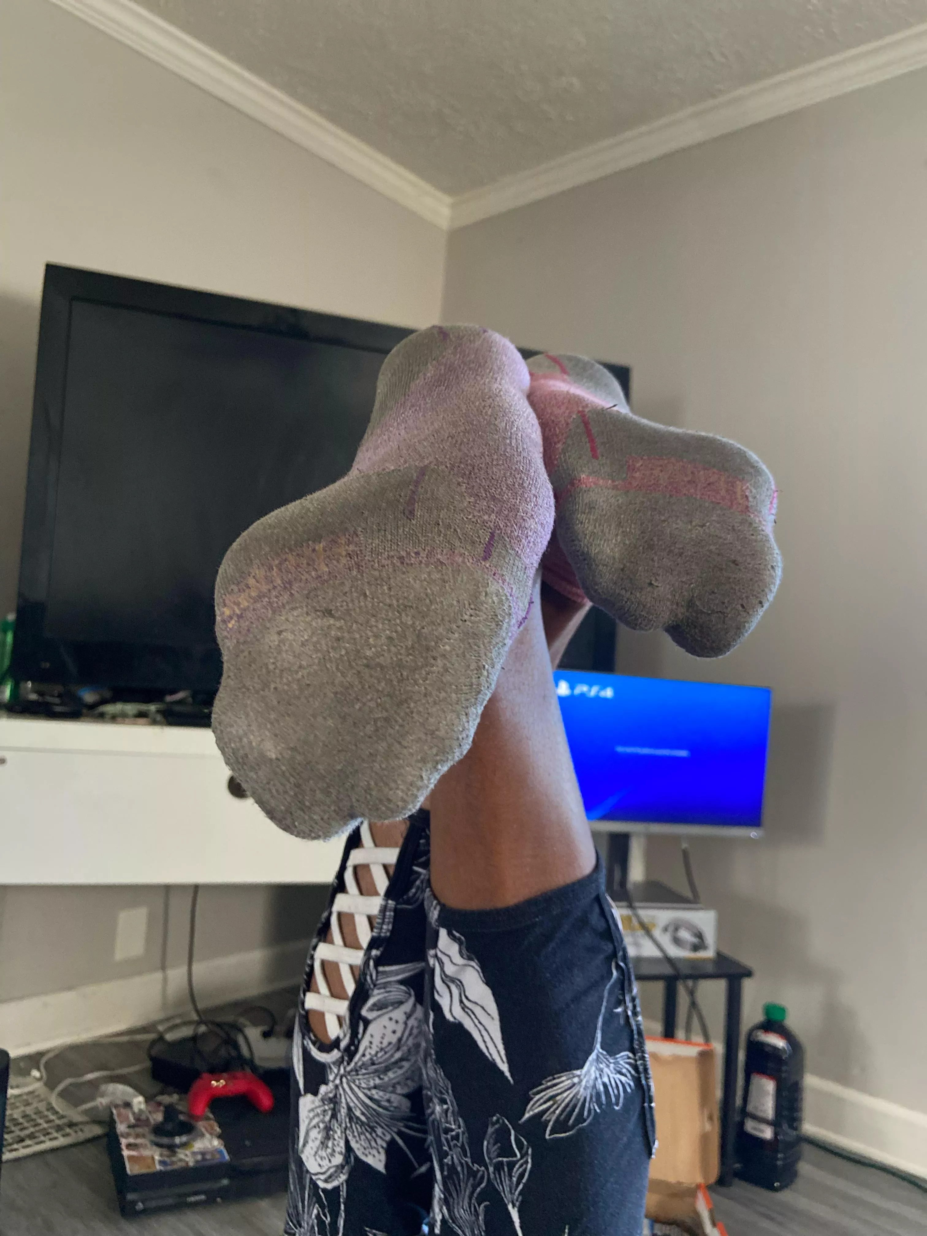 These smell the bestest rn 😈💕