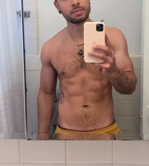 [31] [M] [OC] I’m bored, message me 😎