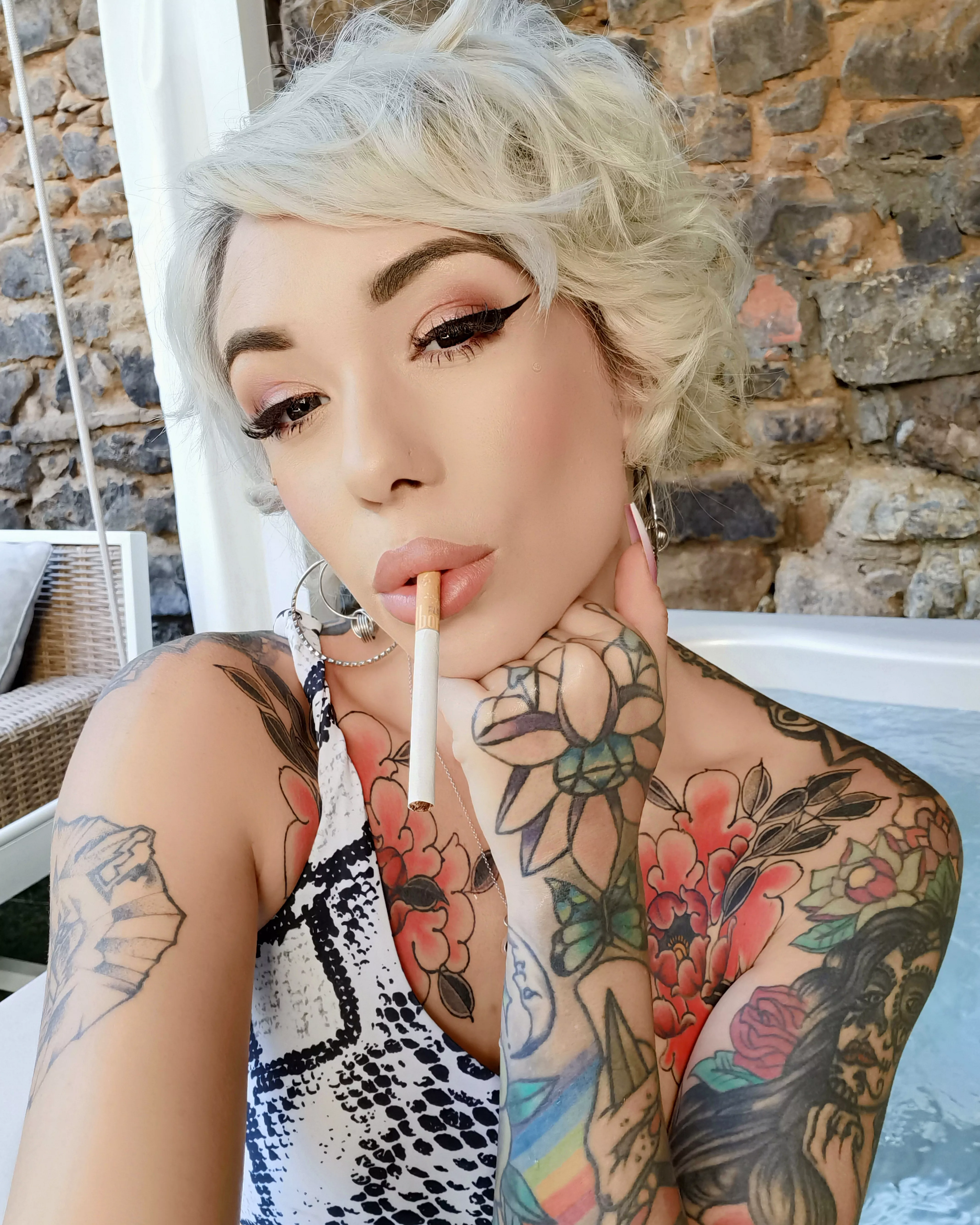 A cheeky Kinks dangle