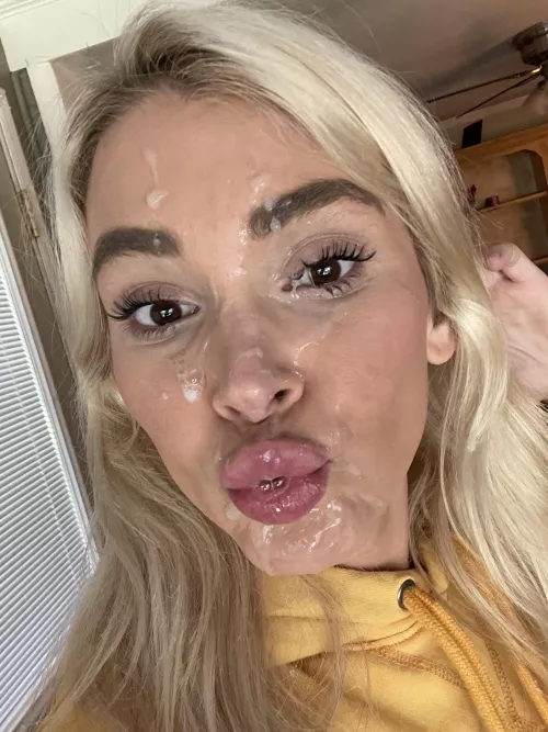 I prefer to wear cum over makeup