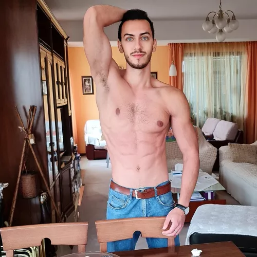 Look into my Eyes for 5 sec. Did you do it?