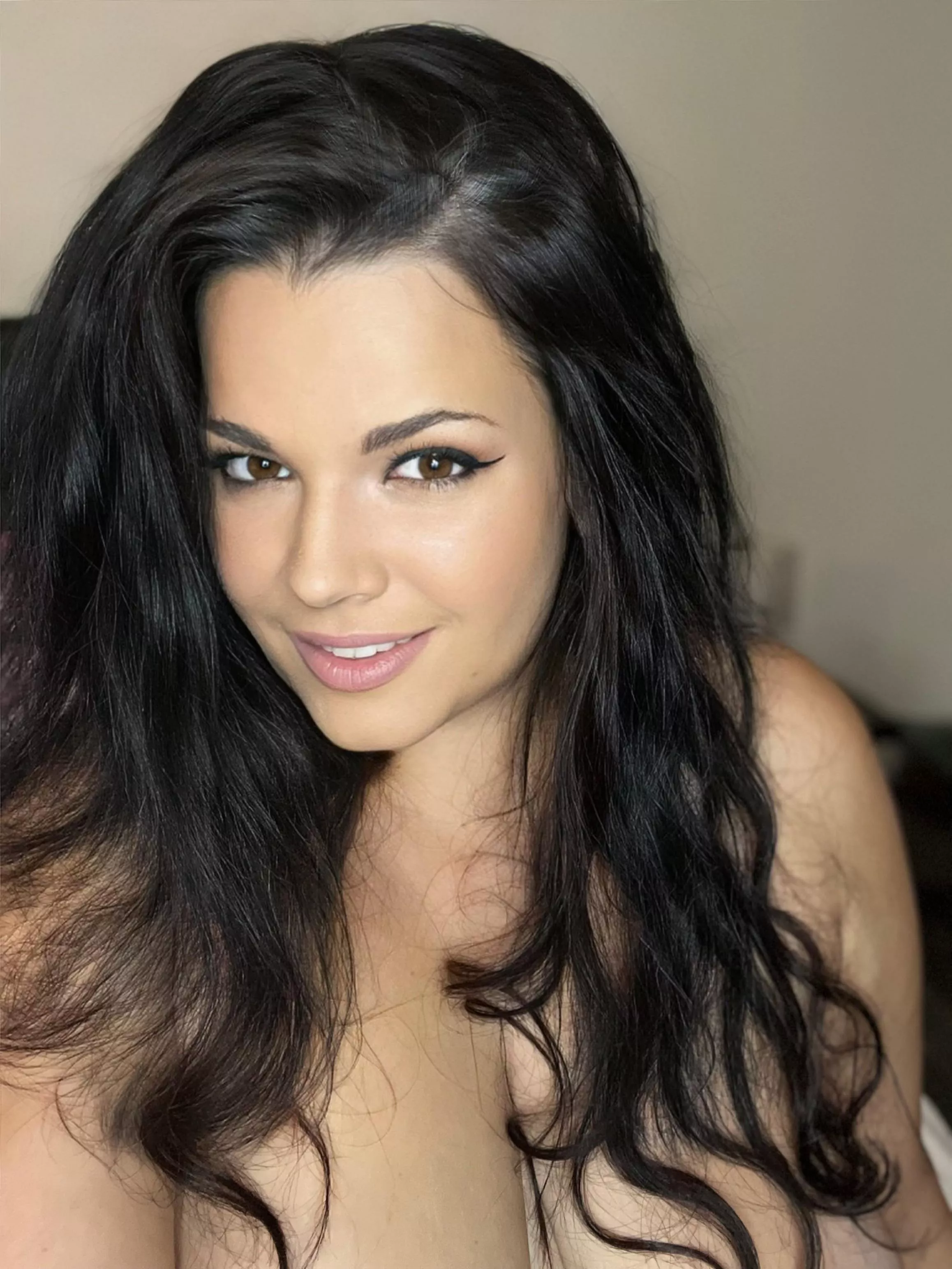 Wanna check IG of chubby mom? @jasminehot5 nudes by hotjasmine5