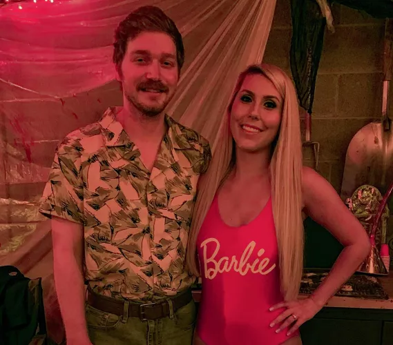 Which one of you fine ladies wants to make me watch you fuck my husband? Maybe I join in….