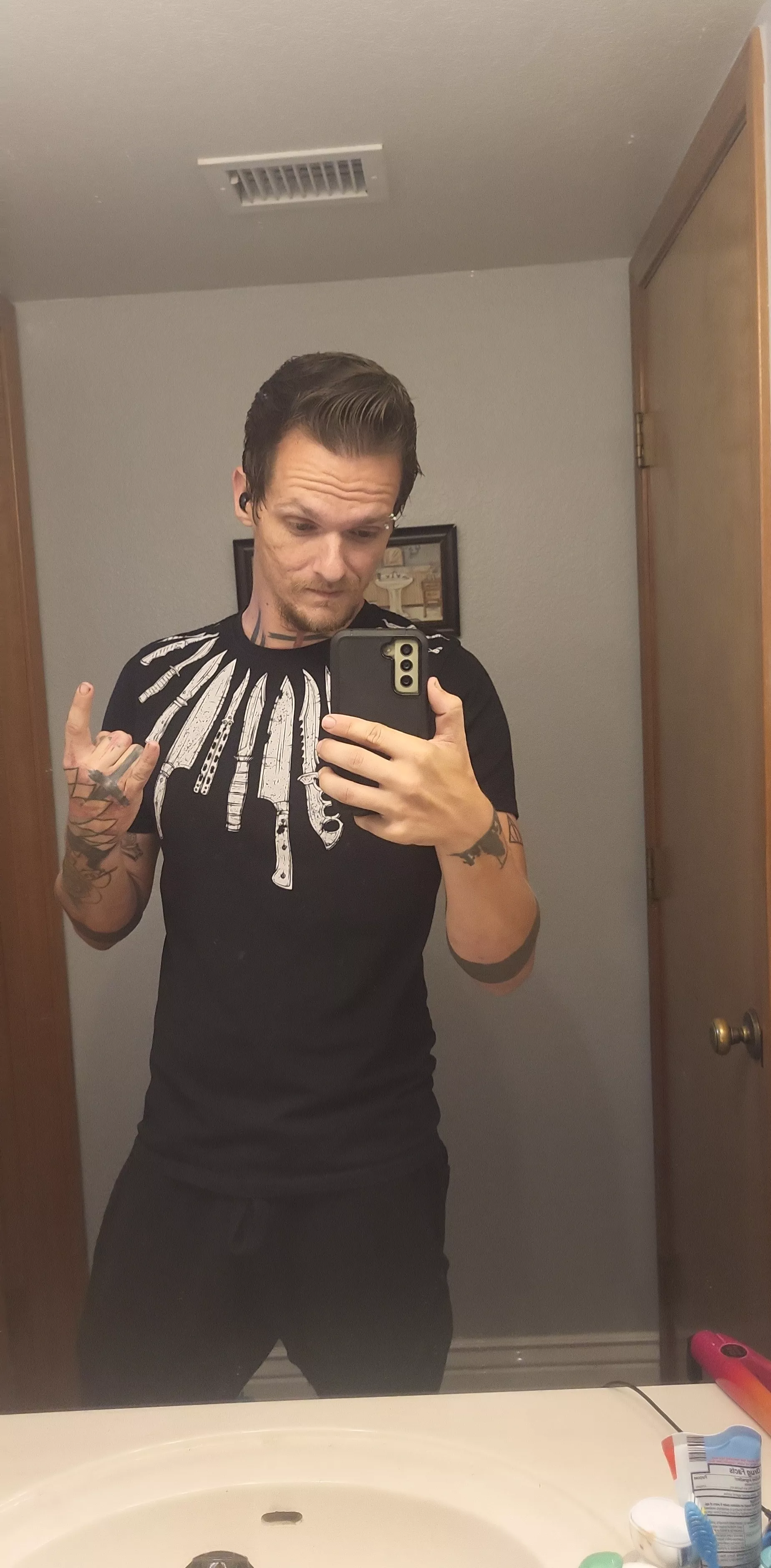 30. Arizona. 22 Tattoos.