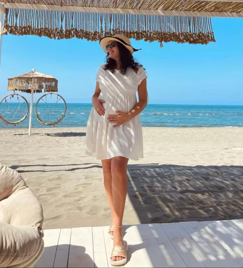 F/24 pregnant and happy! 💕