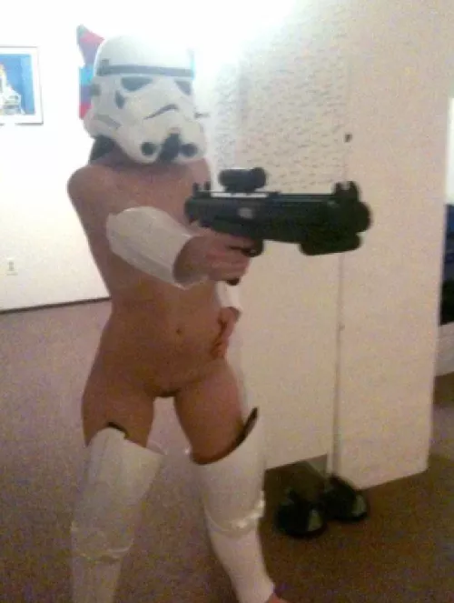 Just turned 18 & need someone experienced 🤩