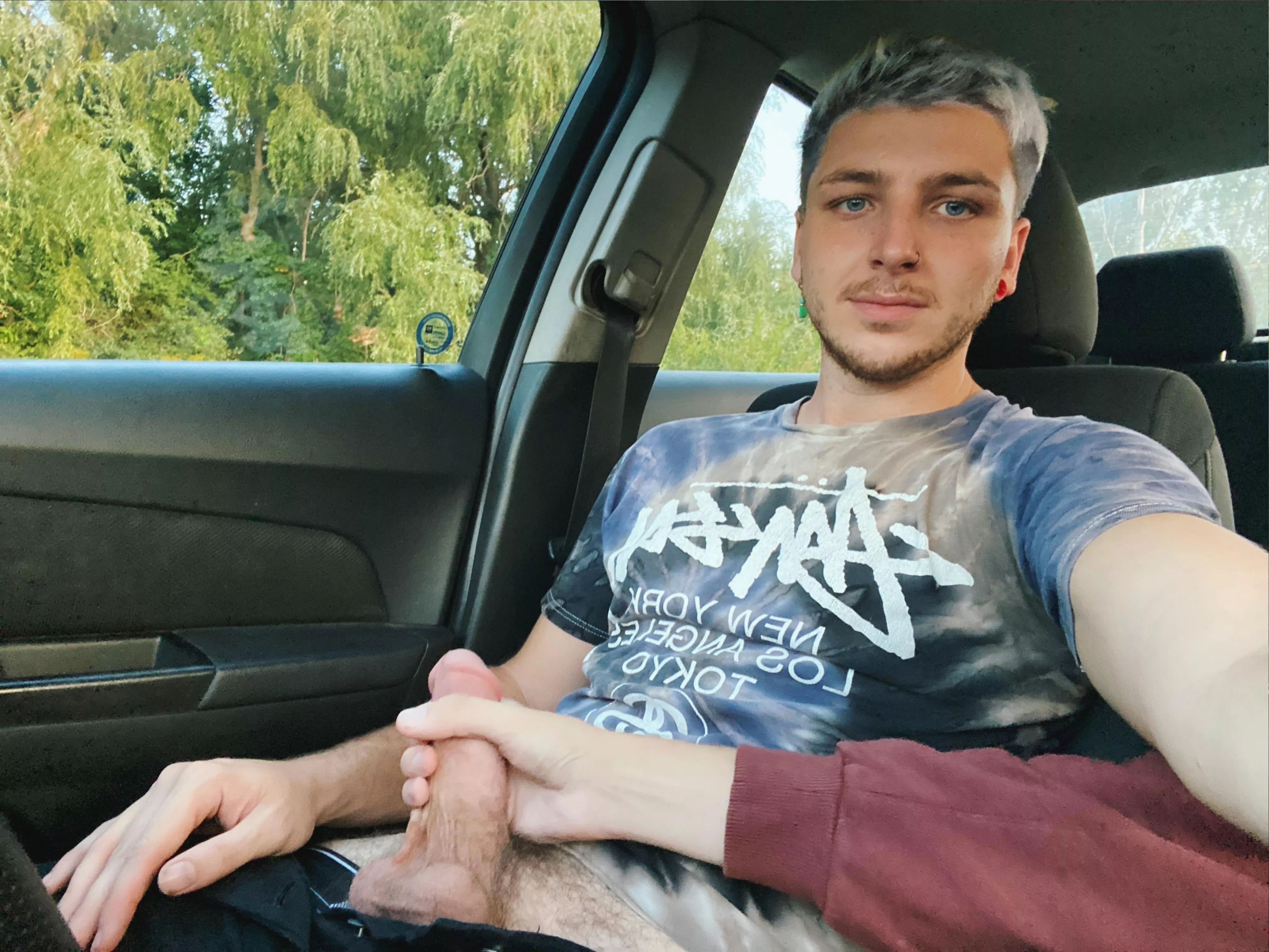 love when I find a helping hand 😅