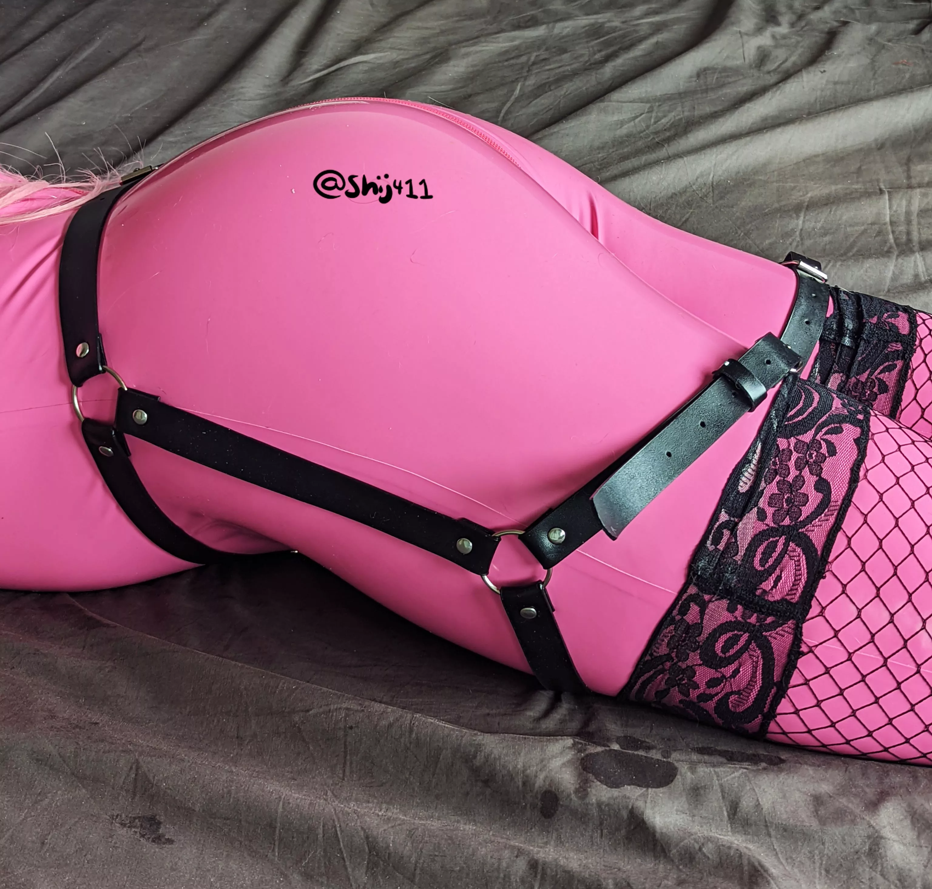 [OC] love combining lingerie with latex 💜