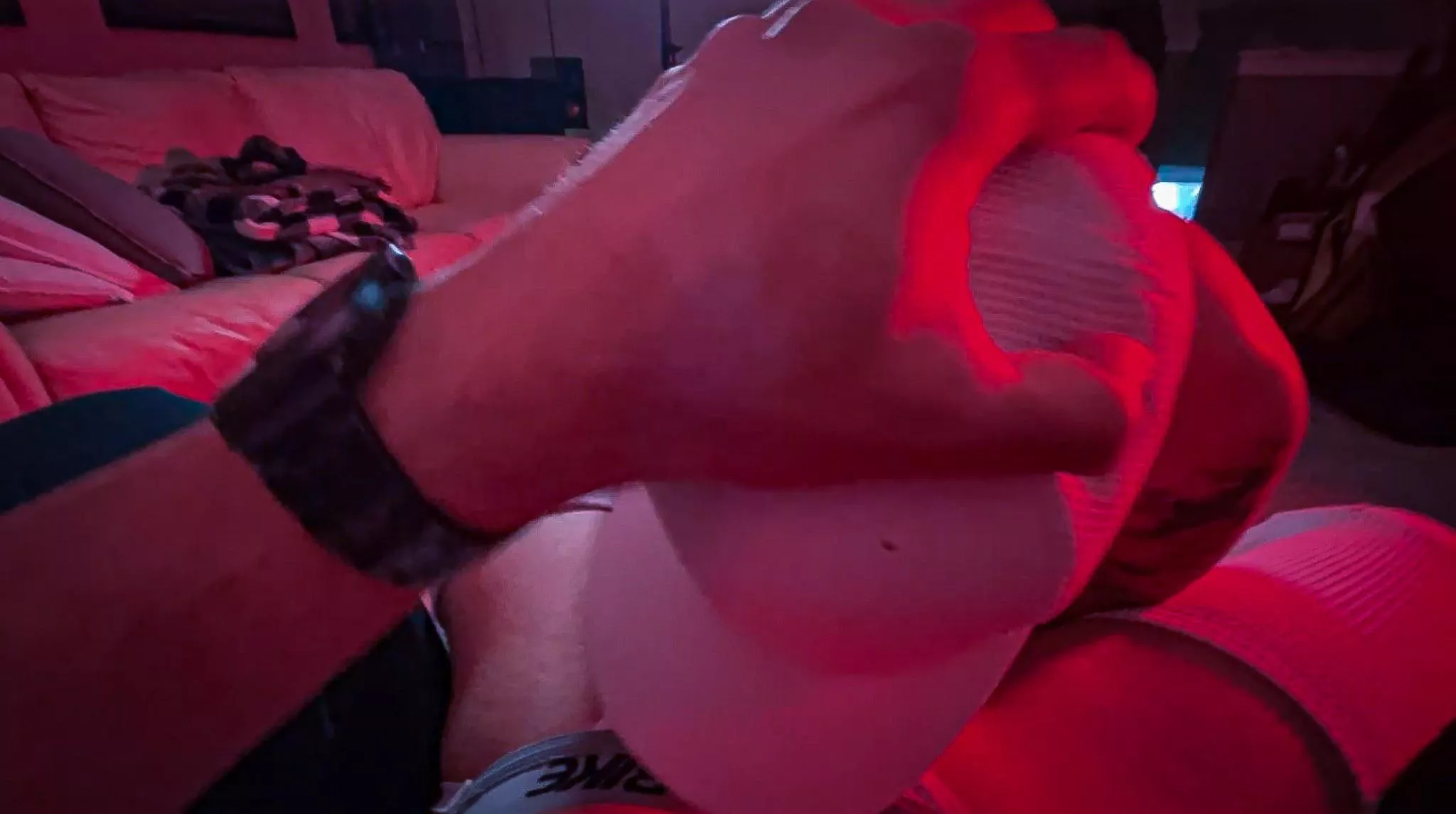 Who wants to get throatfucked by a horny hockey jock? Leave a comment if you want it 🍆