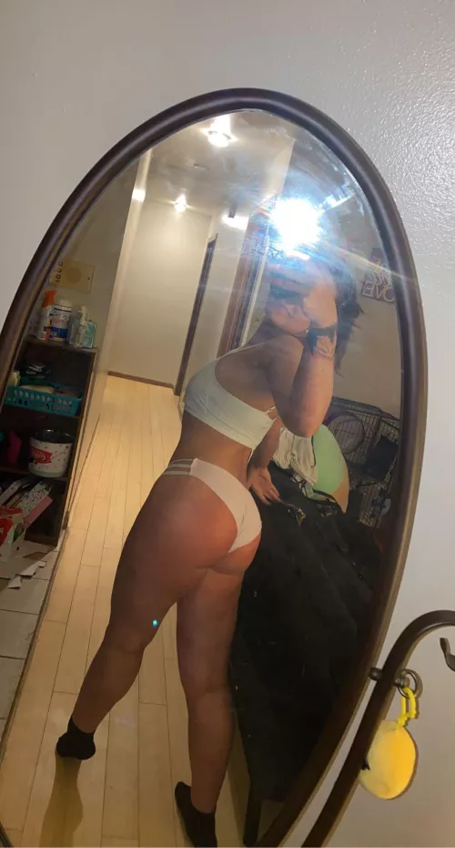 Wife f23Send a sample to trade and jerk. Must verify. Only dm if you wanna cum together on video chat. Older+ dirty panty pics ++dm sample for tele