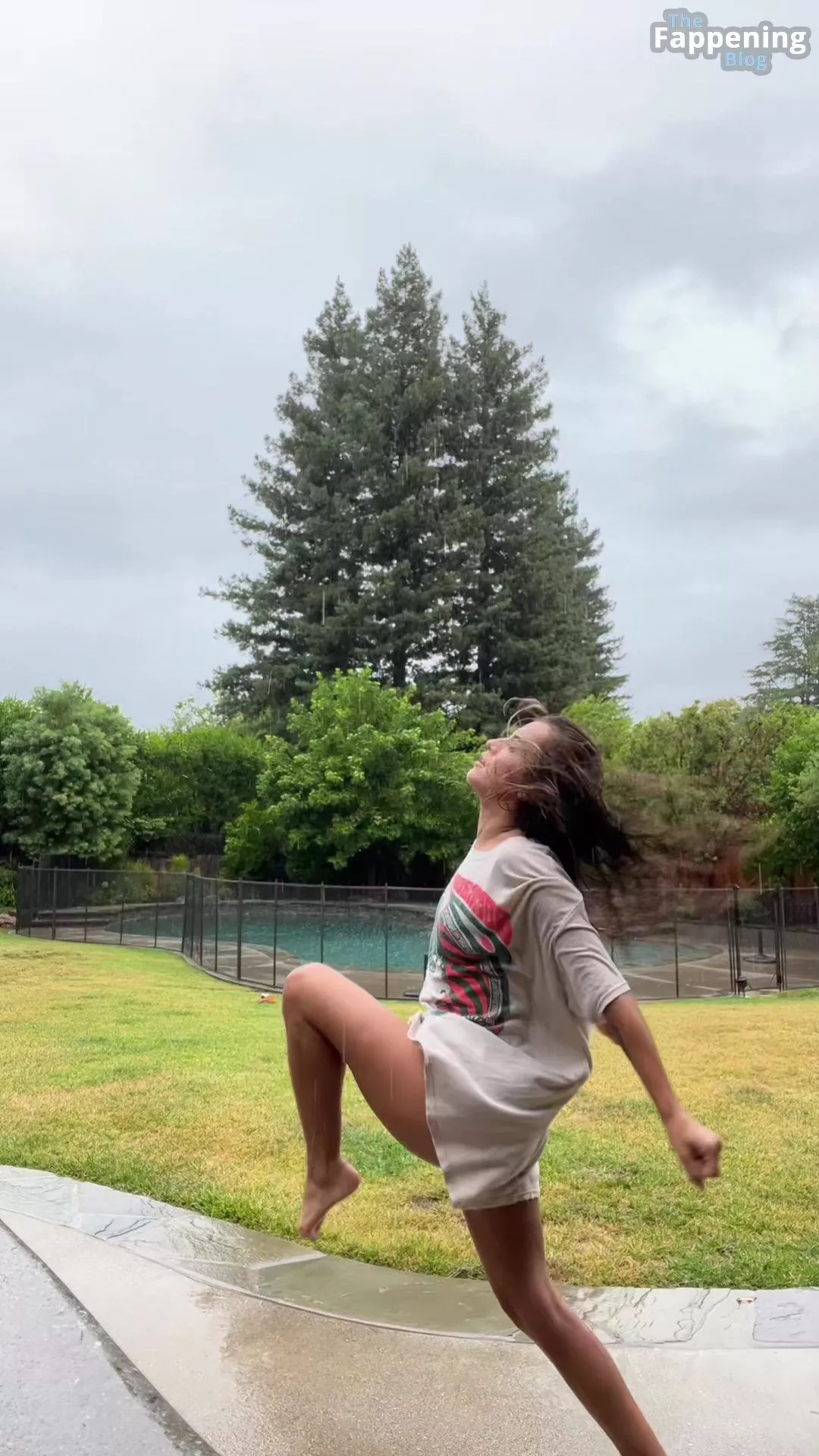 Isabela Merced Flaunts Her Tits & Legs (13 Pics + Video)