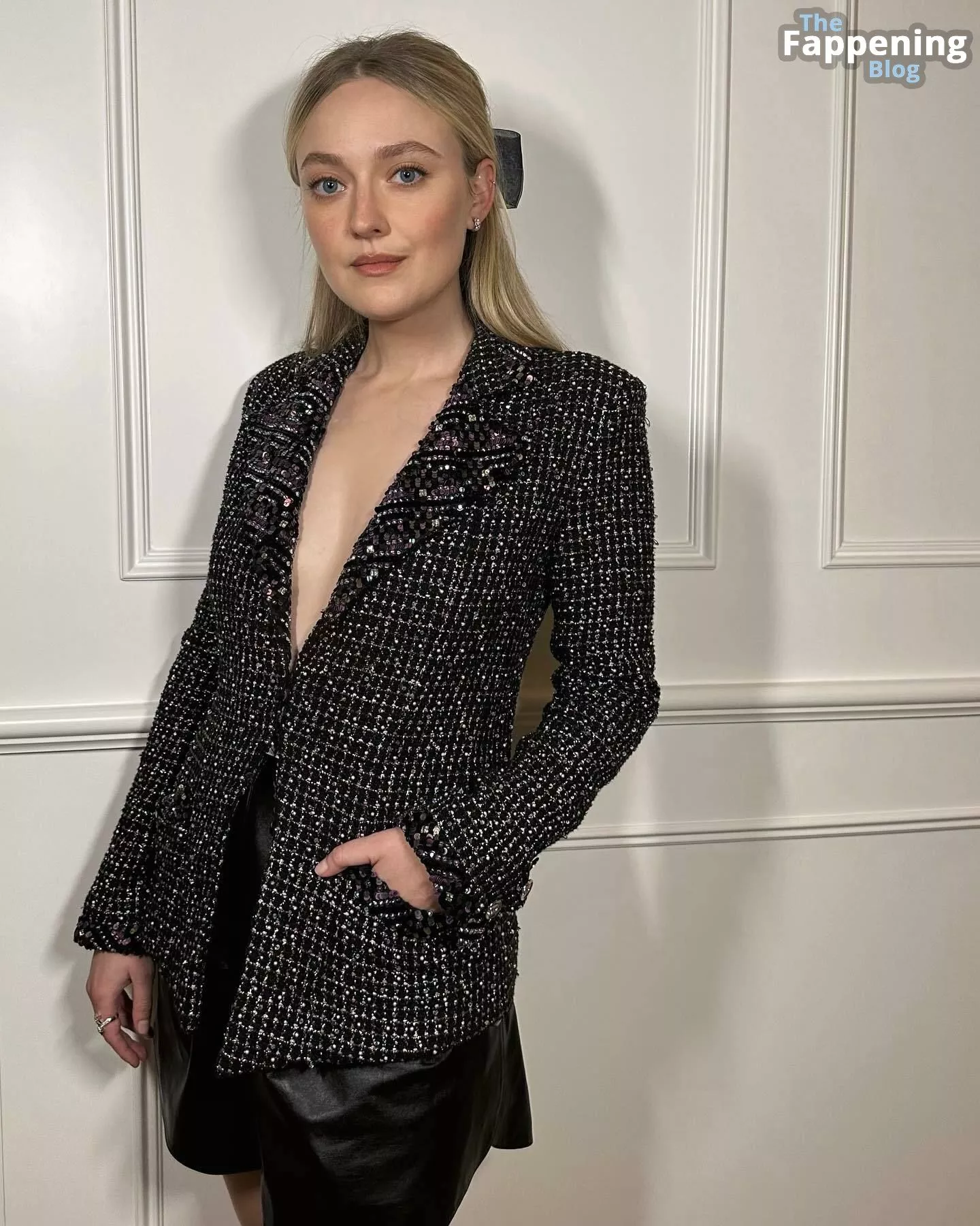 Dakota Fanning Hot (7 Photos)