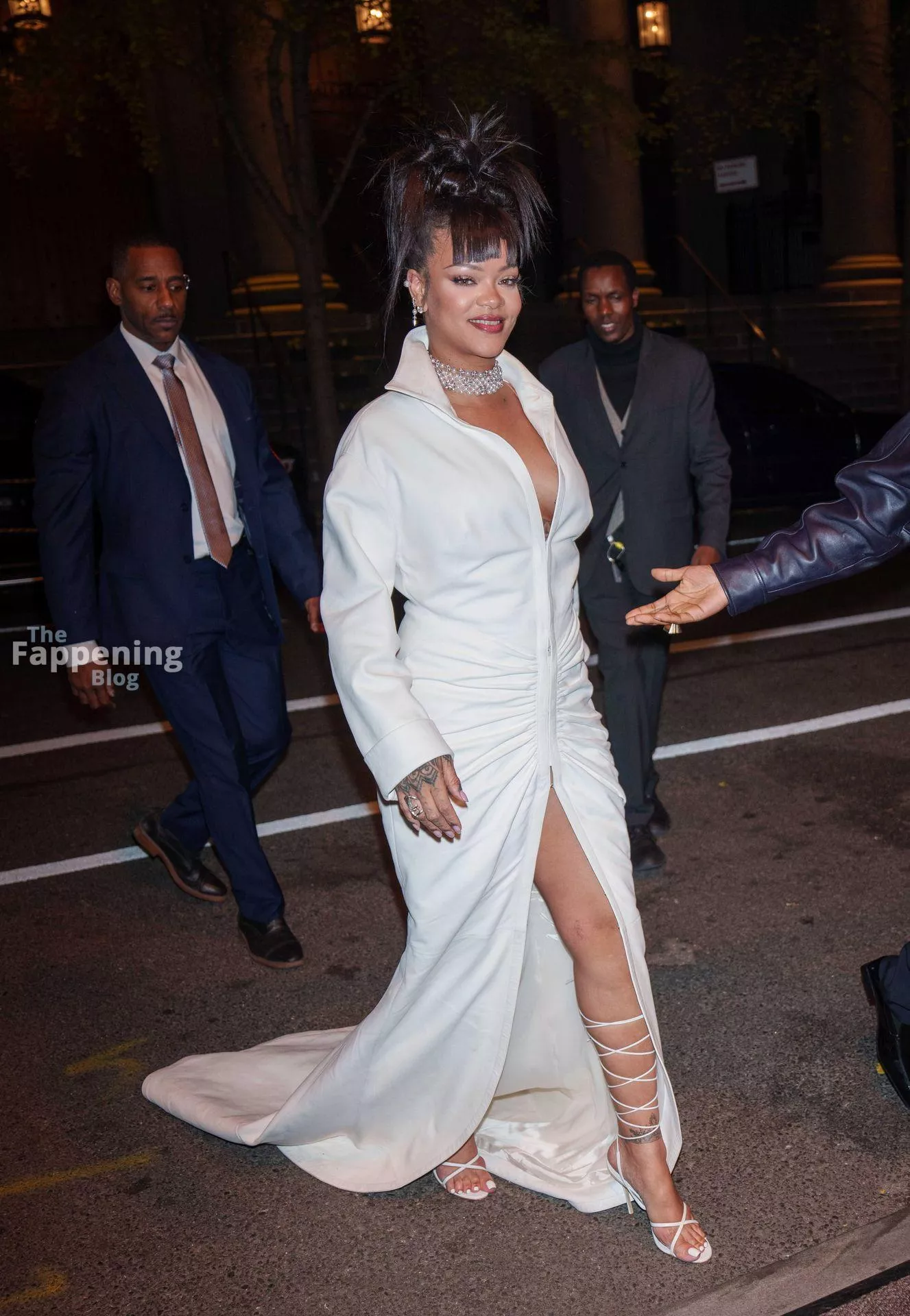 Rihanna Looks Hot in White at the Footwear News Achievement Awards (110 Photos)