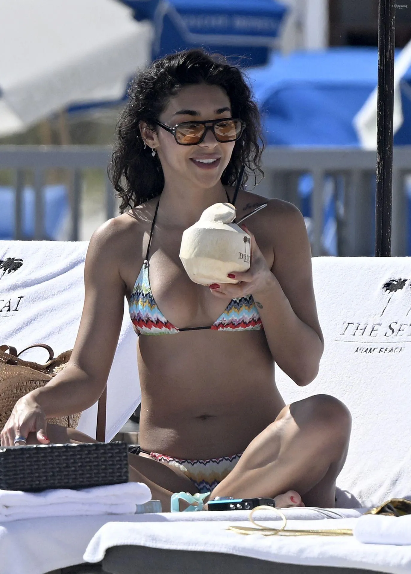 Chantel Jeffries Enjoys the Beach with Friends in Miami (34 Photos)