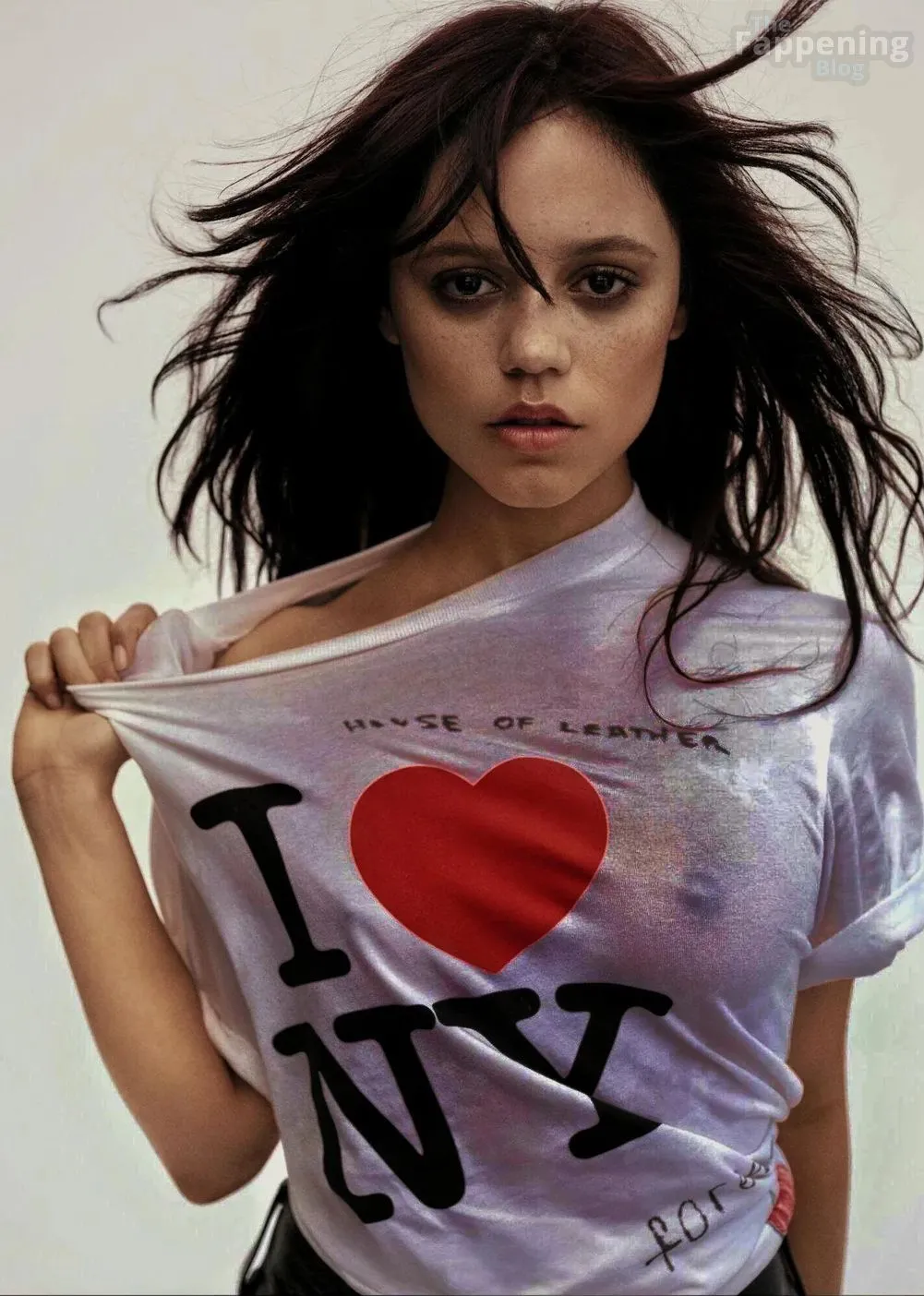 Jenna Ortega Nude (2 Photos)