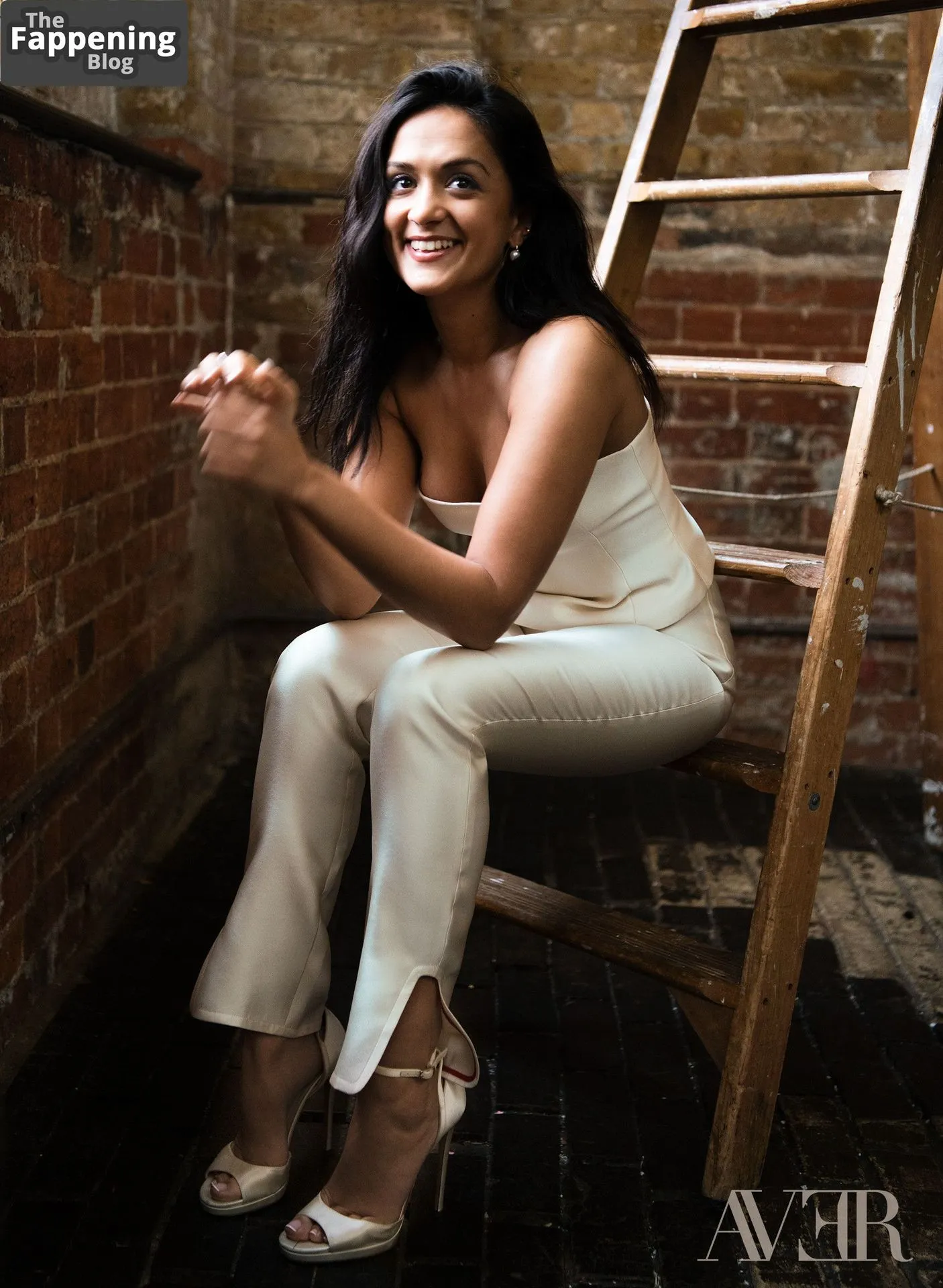 Amy-Leigh Hickman Sexy (10 Photos)