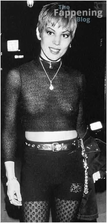 Joan Jett Nude (4 Photos)