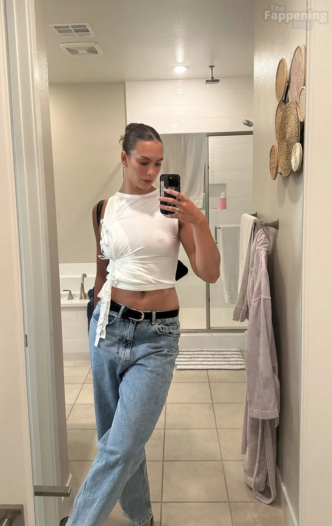 Penny Oleksiak Braless (1 Photo)