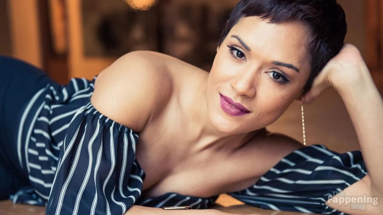 Grace Byers Sexy (27 Photos)