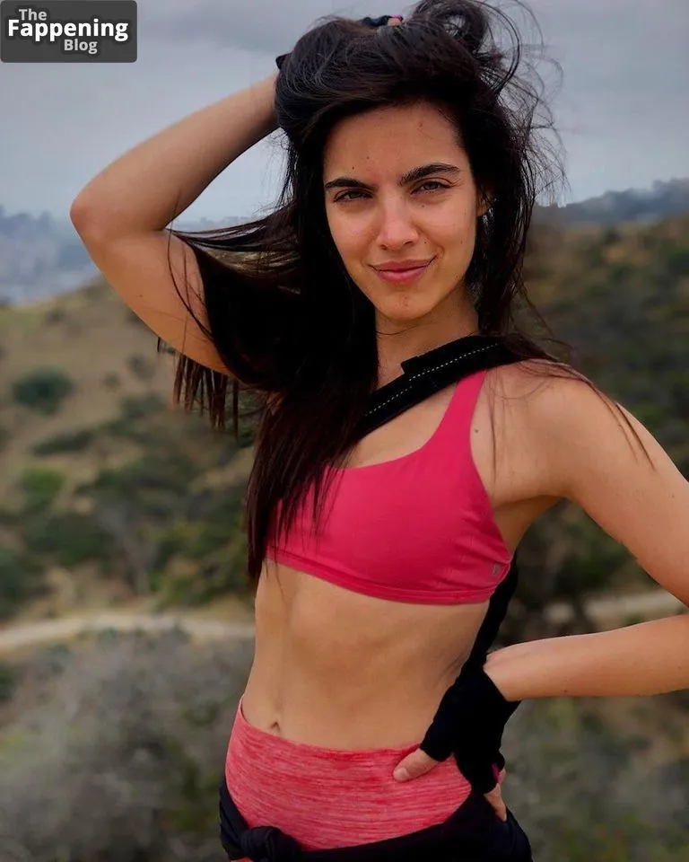 Maria Gabriela de Faria Nude & Sexy Collection (15 Photos)