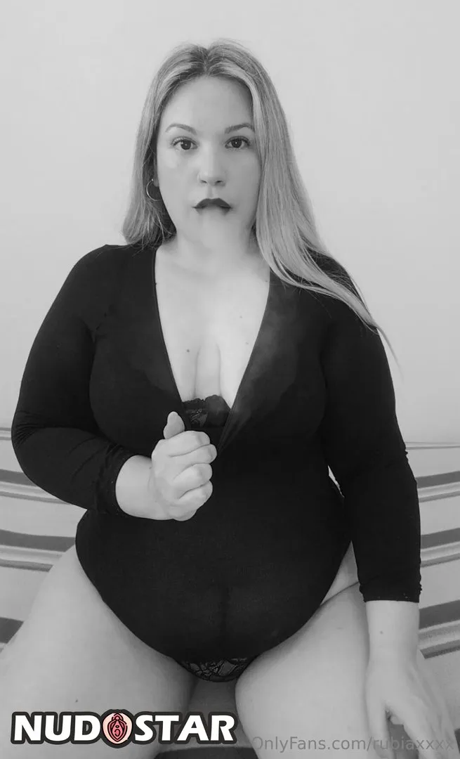 Rubiaxxxx OnlyFans Leaks (12 Photos)