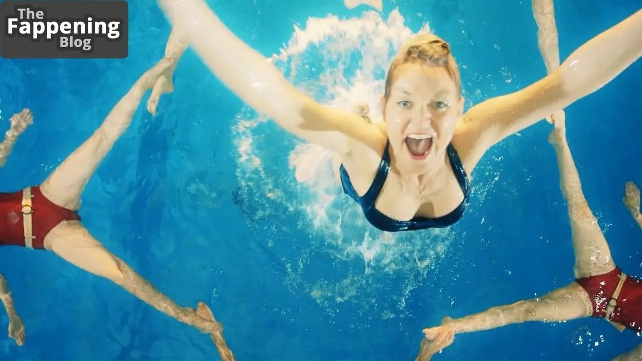 Lisa Wagner Nude & Sexy Collection (22 Pics)