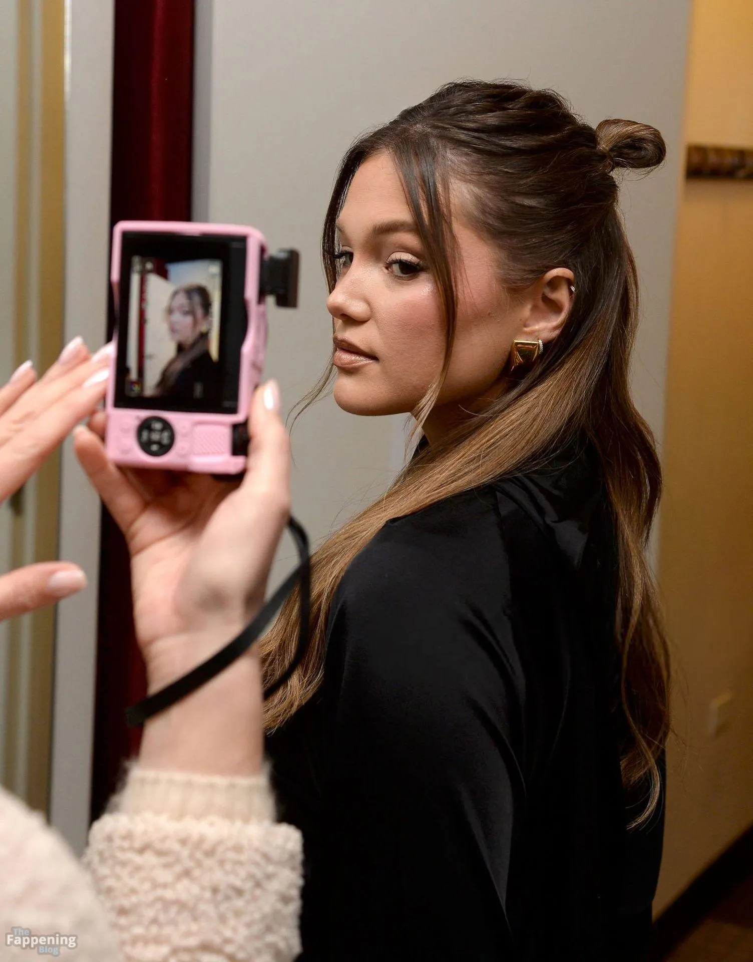 Olivia Holt Looks Sexy in NYC (36 Photos)