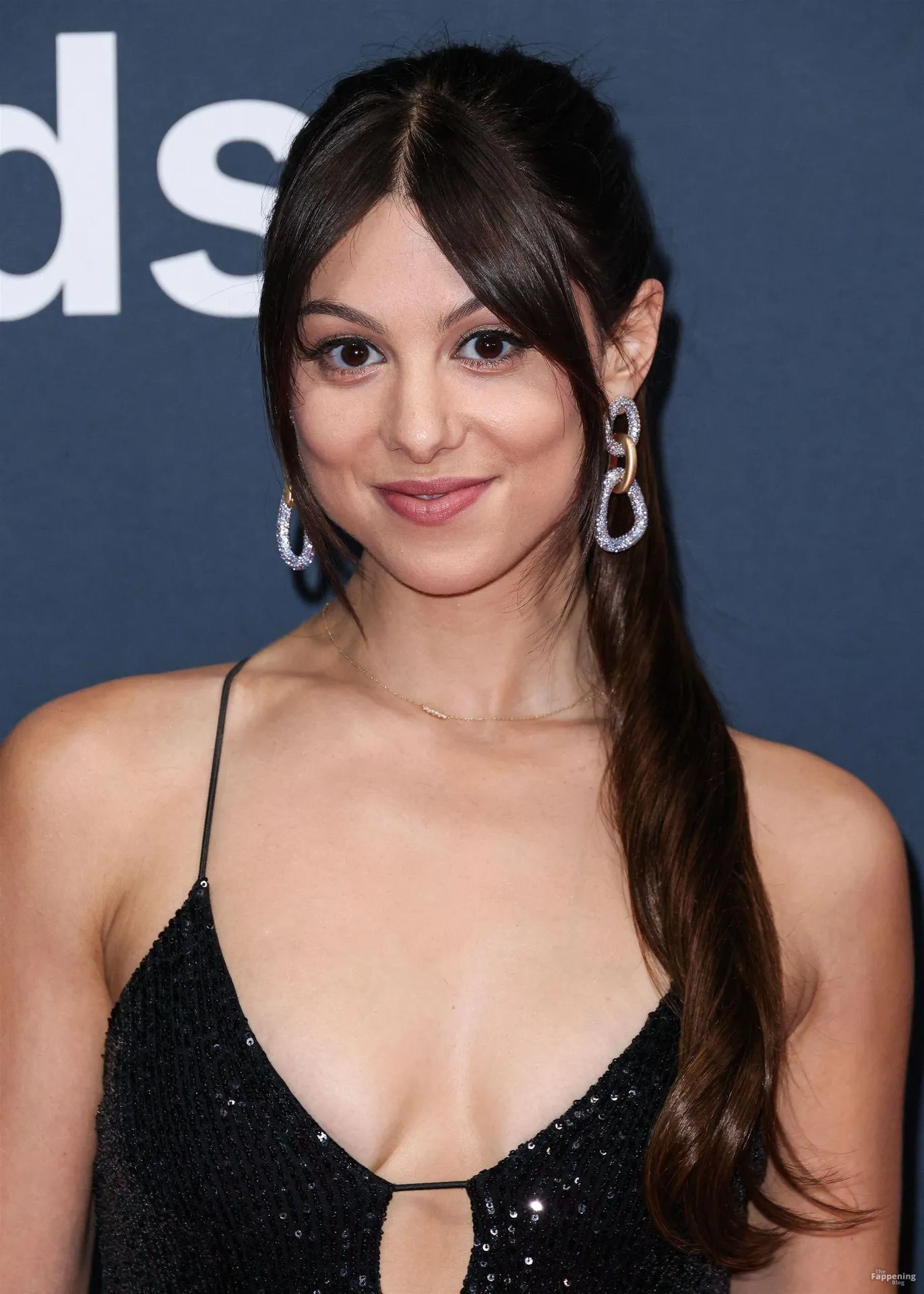 Kira Kosarin Shows Off Her Cleavage in a Sequin Dress at the TikTok Awards (33 Photos)