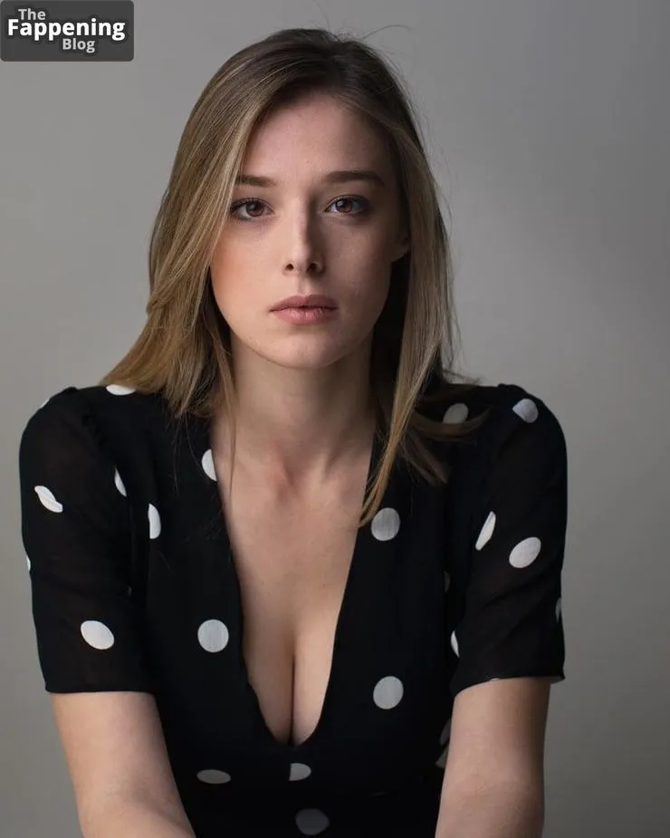 Milena Radulovic Nude & Sexy Collection (6 Photos)