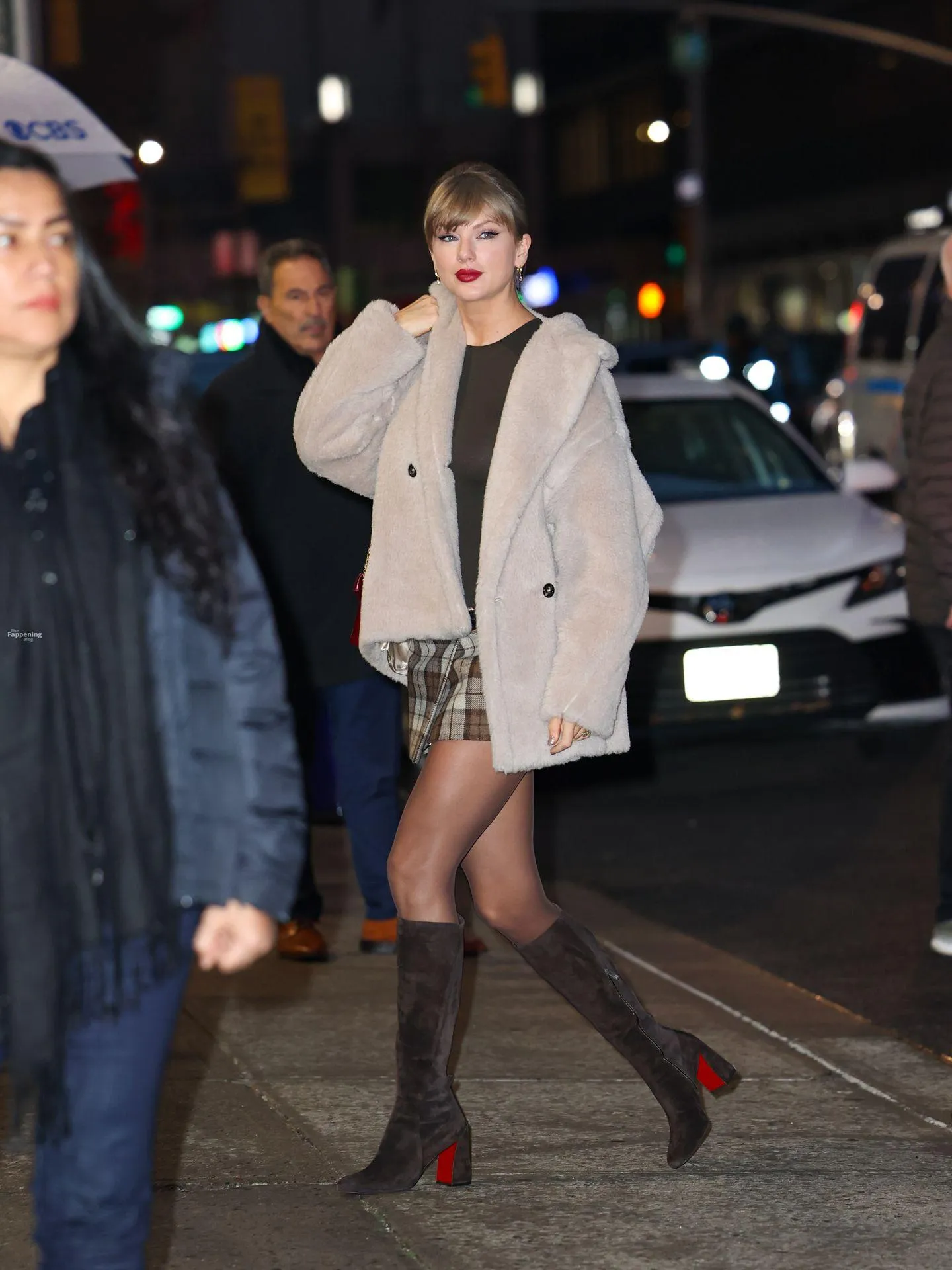 Taylor Swift Looks Sexy on The Stephen Colbert Show in NY (171 Photos)