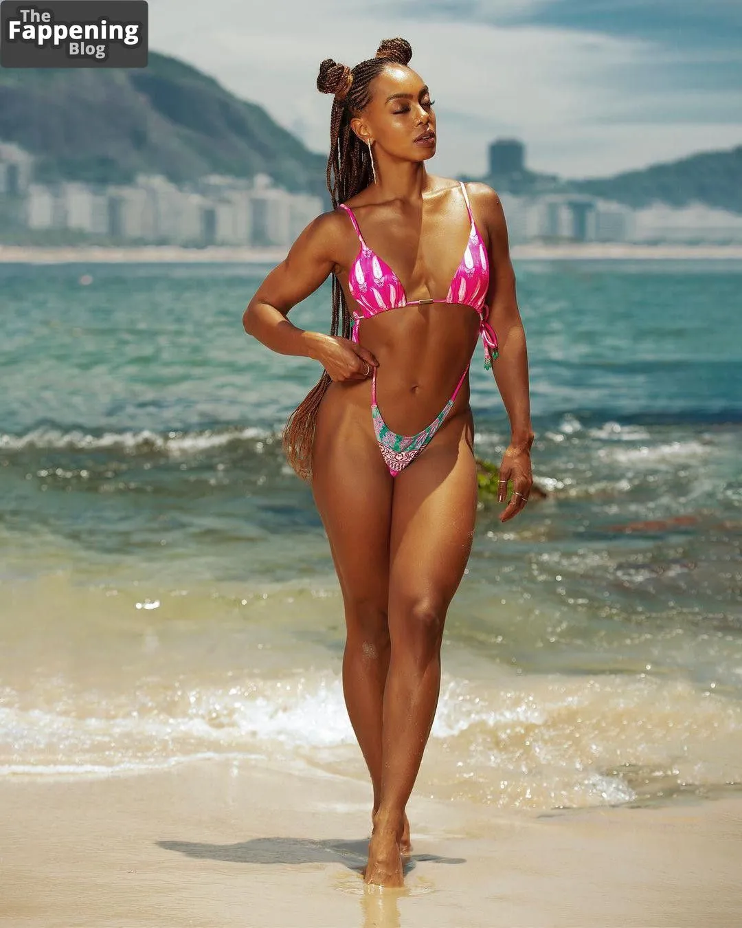 Dandara Mariana Nude & Sexy Collection (8 Photos)