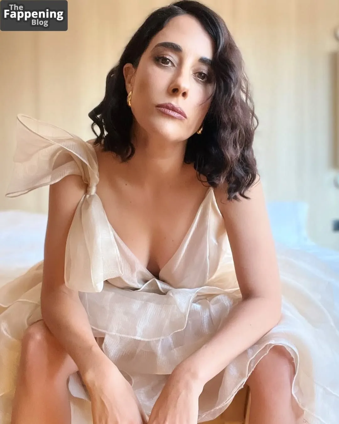 Elisa Zulueta Nude & Sexy Collection (14 Photos)